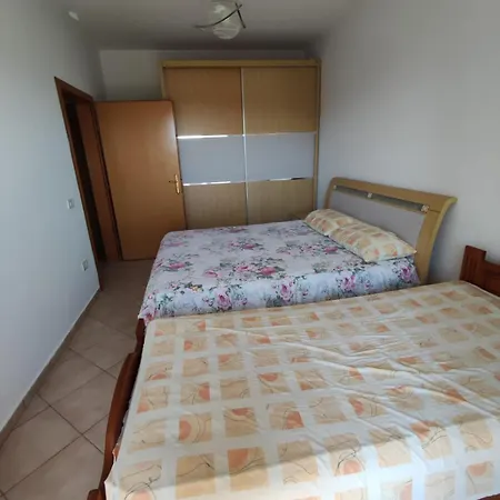 Mali I Robit Aparment